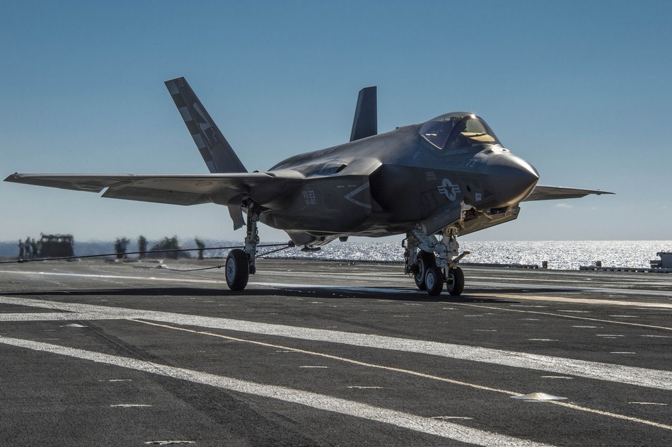 :F-35C״ΏĺĸϏw19